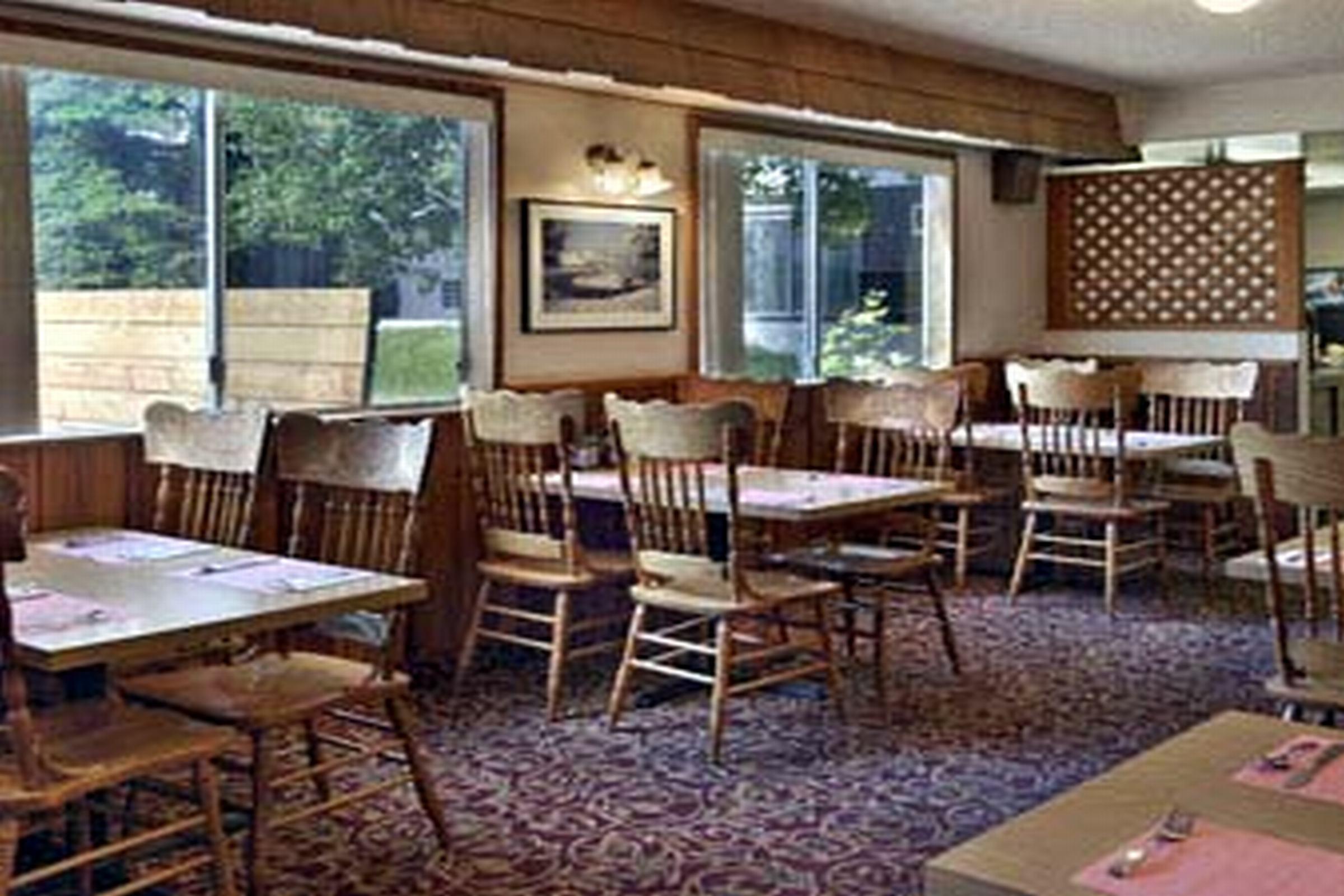 Knights Inn Evanston Restoran foto