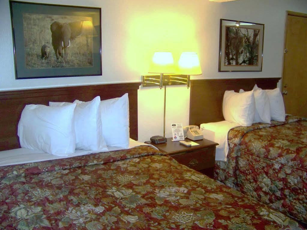 Knights Inn Evanston Bagian luar foto
